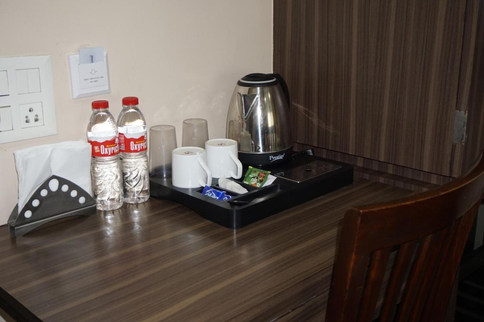 Hotel Yash Executive Aurangabad  Exteriör bild